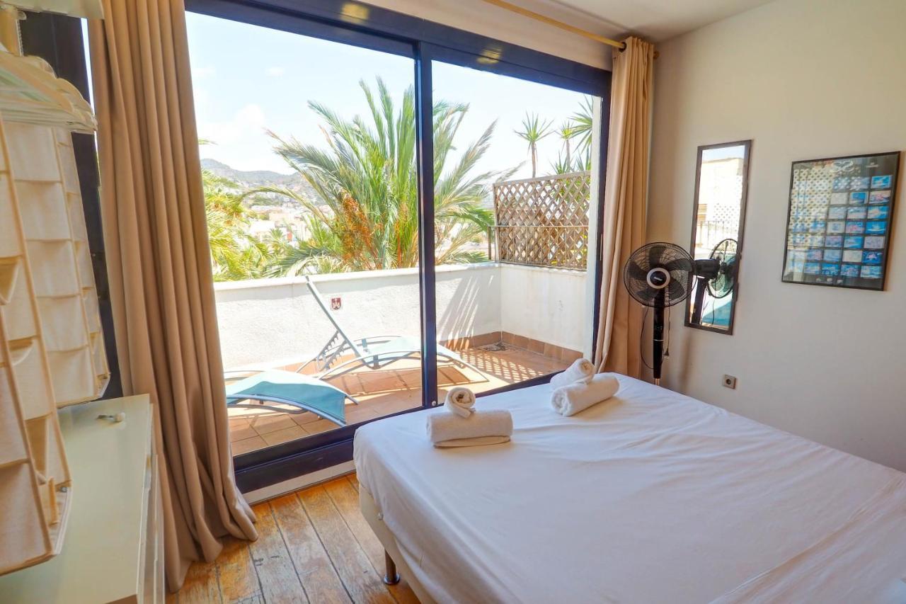 Port Alegre Attic By Hello Homes Sitges Eksteriør bilde